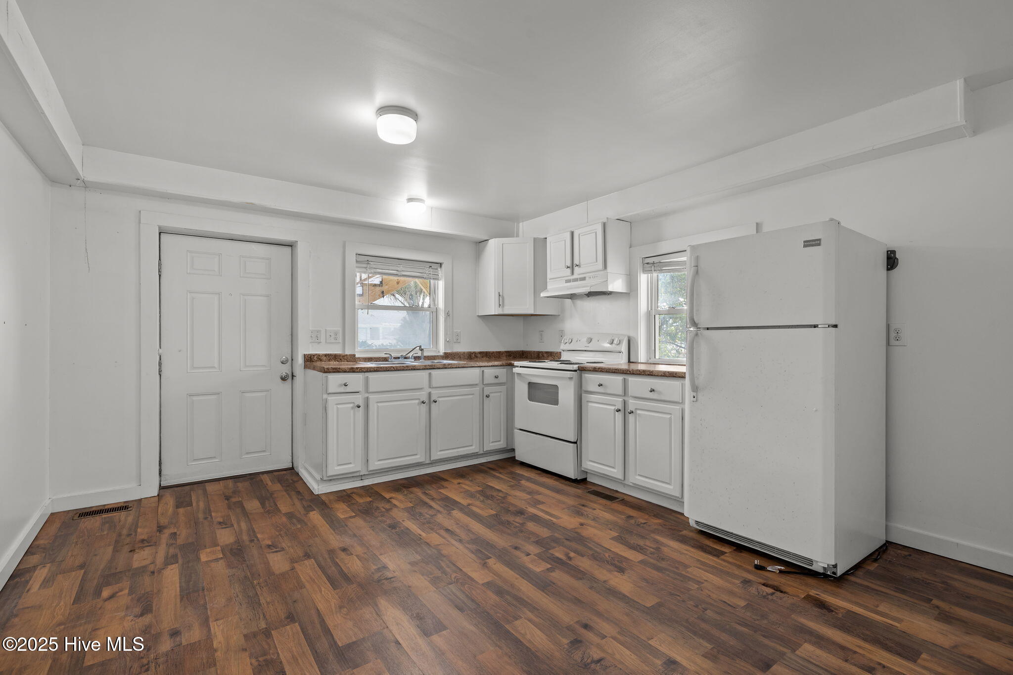 Atlantic Beach, North Carolina, 28512, United States, 4 Bedrooms Bedrooms, ,4 BathroomsBathrooms,Residential,For Sale,1977279