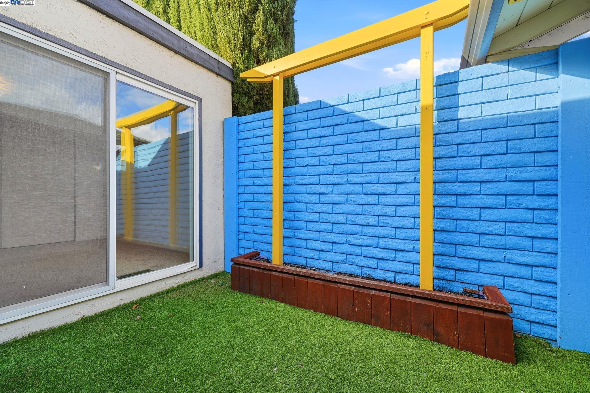 Livermore, California, 94551, United States, 3 Bedrooms Bedrooms, ,2 BathroomsBathrooms,Residential,For Sale,1992921