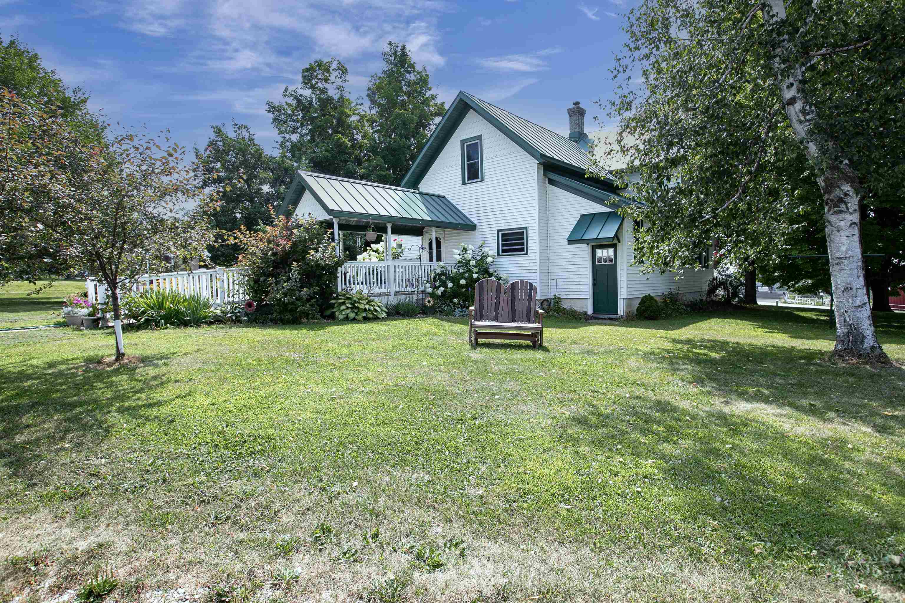 Bonduel, Wisconsin, 54107, United States, 4 Bedrooms Bedrooms, ,1 BathroomBathrooms,Residential,For Sale,1937889
