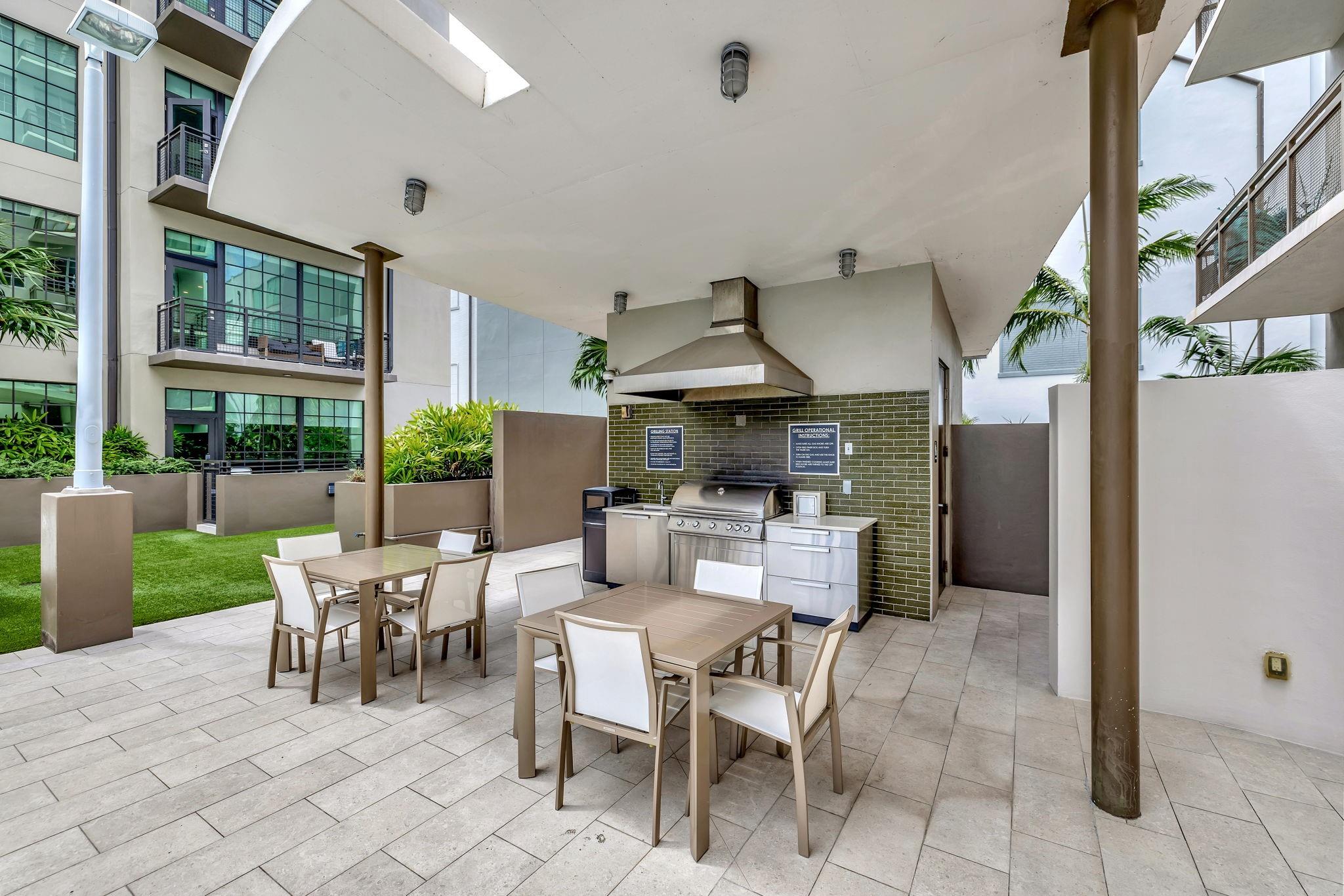 Fort Lauderdale, Florida, 33301, United States, 2 Bedrooms Bedrooms, ,2 BathroomsBathrooms,Residential,For Sale,1921880