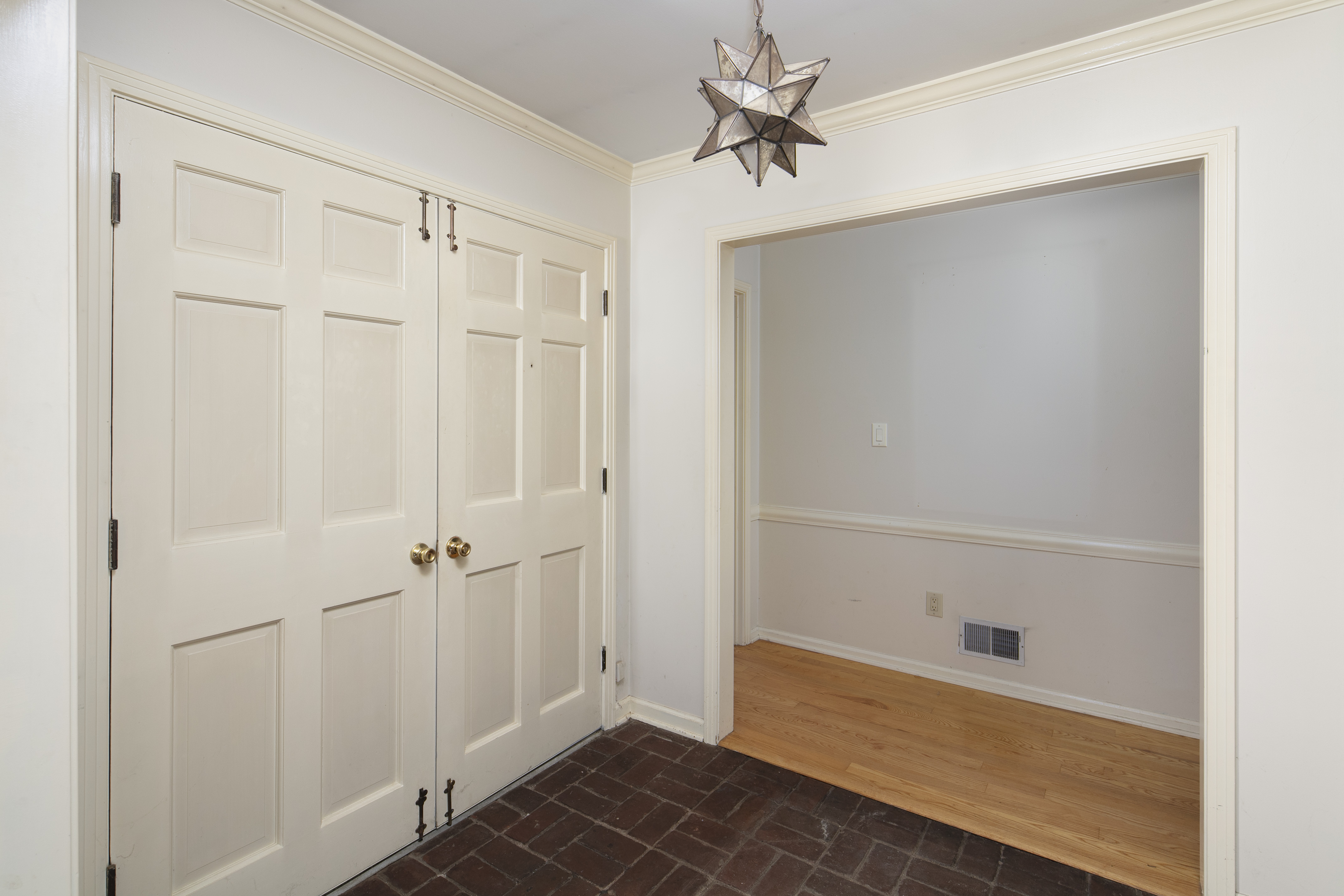  3577 Salisbury Drive - 物件實景