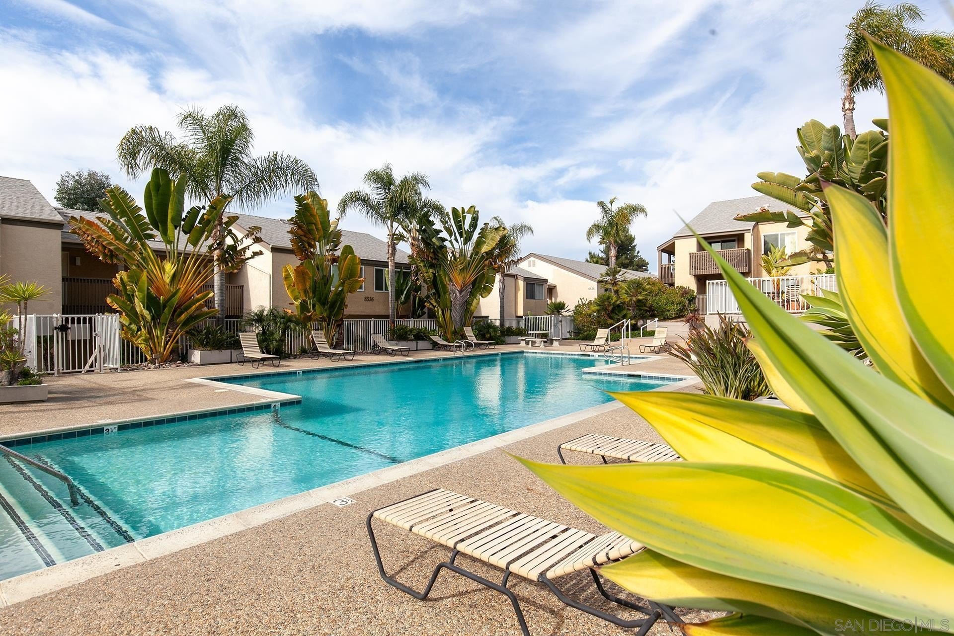 8512 Via Mallorca F, La Jolla, California, 92037, United States, 1 Bedroom Bedrooms, ,1 BathroomBathrooms,Residential,For Sale,8512 Via Mallorca F,1682425