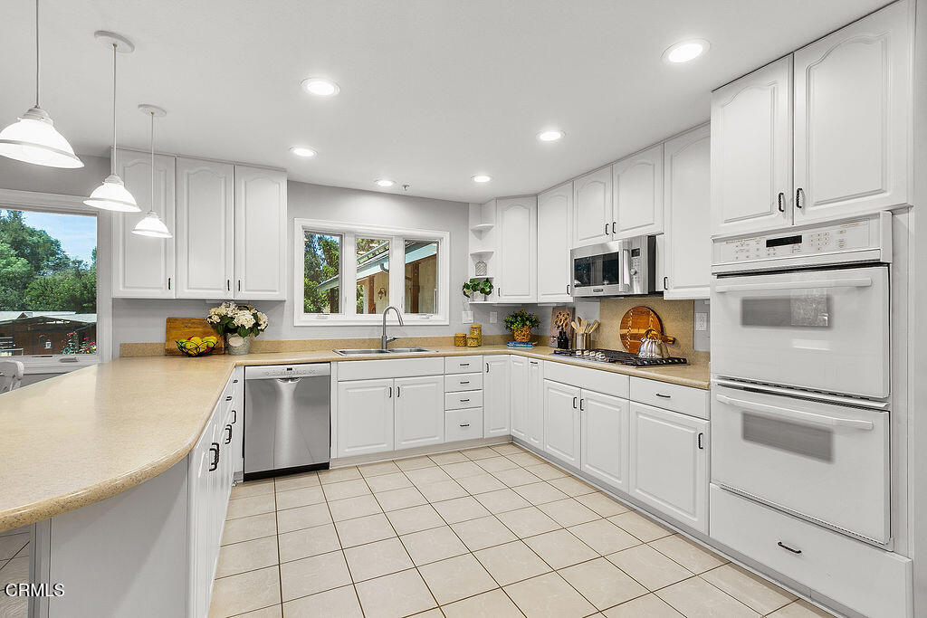 Camarillo, California, 93012, United States, 4 Bedrooms Bedrooms, ,4 BathroomsBathrooms,Residential,For Sale,1828524
