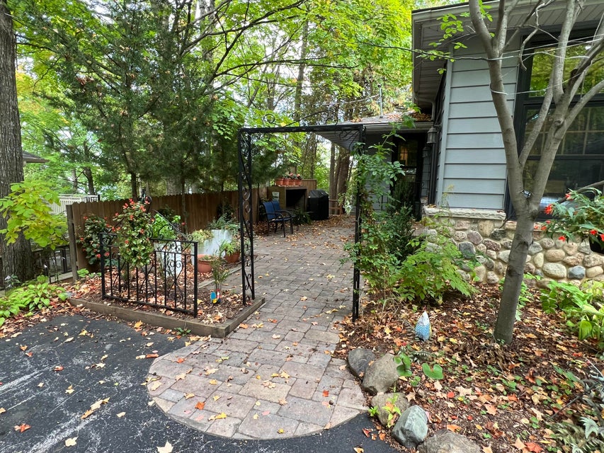 Rhine, Wisconsin, 53020, United States, 3 Bedrooms Bedrooms, ,4 BathroomsBathrooms,Residential,For Sale,1982629