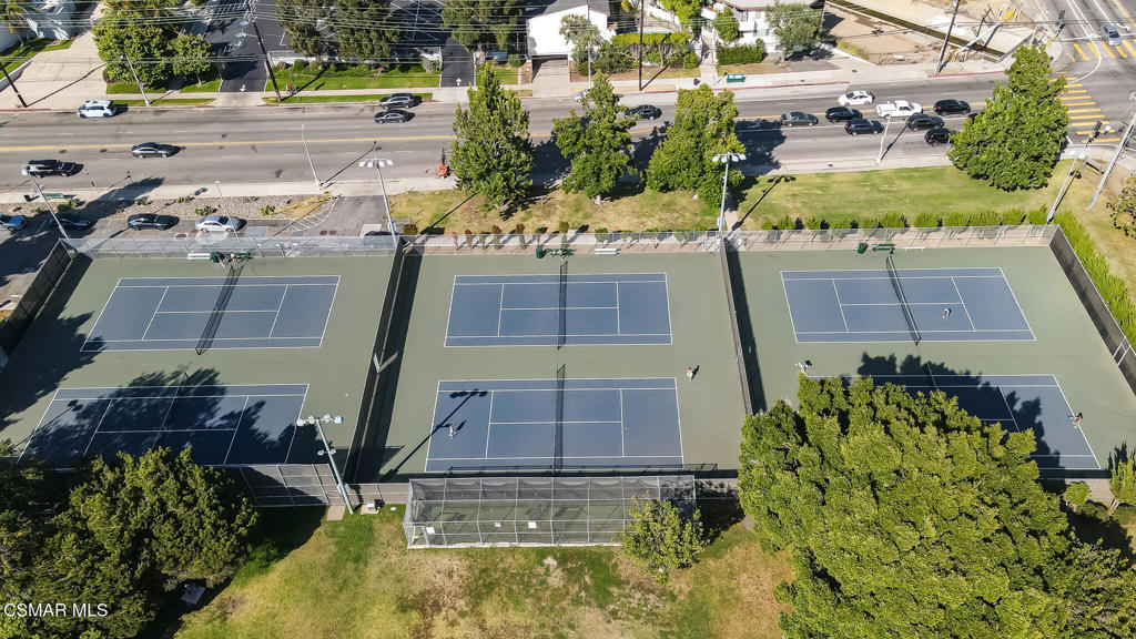 Los Angeles, California, 90066, United States, ,Residential,For Sale,1898424