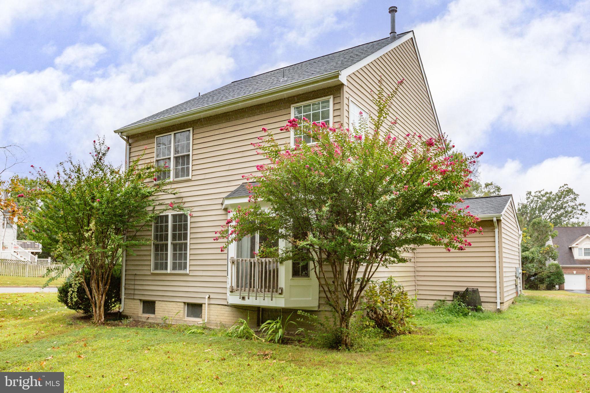 Dumfries, Virginia, 22026, United States, 4 Bedrooms Bedrooms, ,4 BathroomsBathrooms,Residential,For Sale,1977834