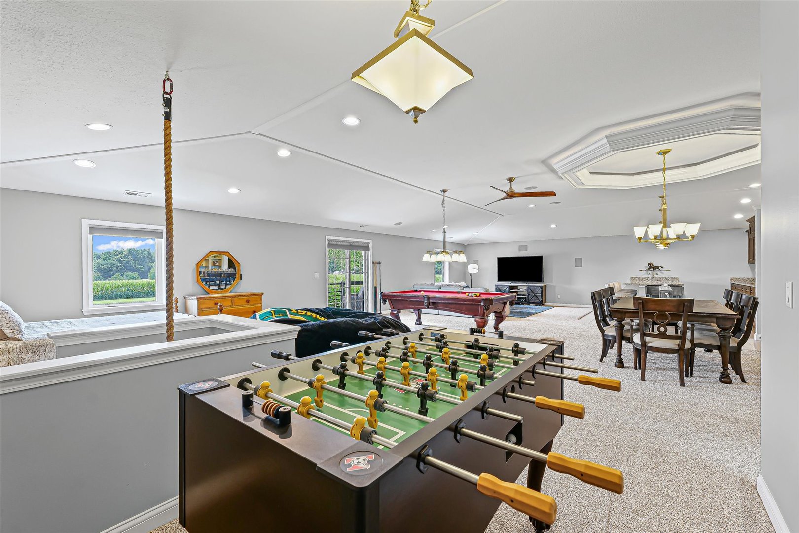 Sidney, Illinois, 61877, United States, 3 Bedrooms Bedrooms, ,2 BathroomsBathrooms,Residential,For Sale,1913394