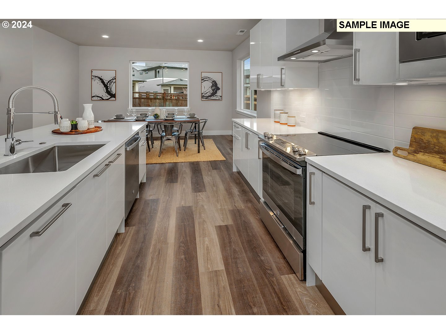 Happy Valley, Oregon, 97086, United States, 4 Bedrooms Bedrooms, ,3 BathroomsBathrooms,Residential,For Sale,1991898