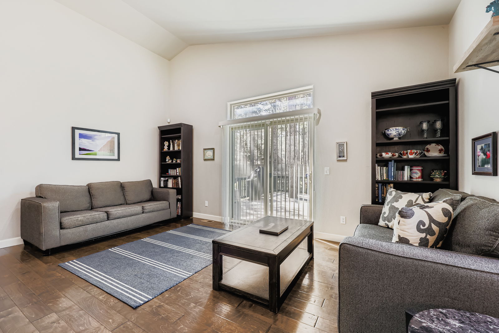 Woodland Park, Colorado, 80863, United States, 3 Bedrooms Bedrooms, ,2 BathroomsBathrooms,Residential,For Sale,1908938