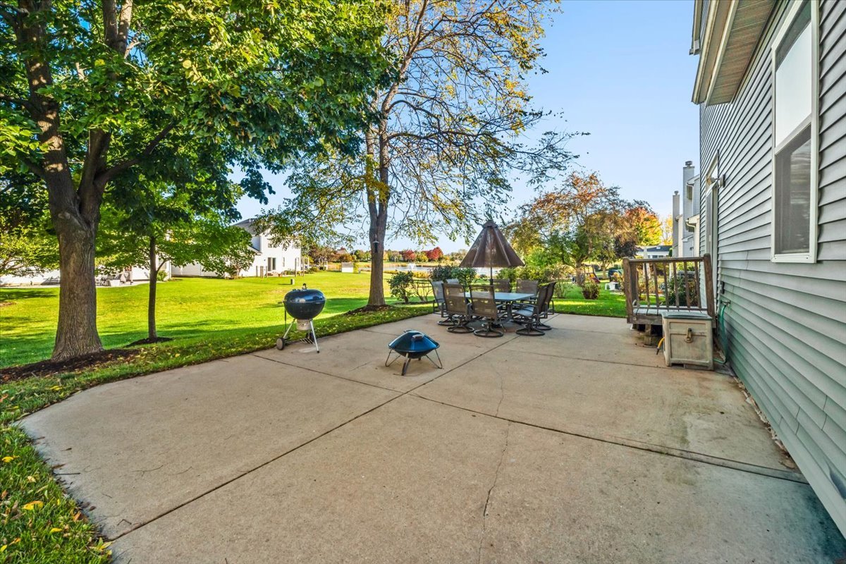 West Chicago, Illinois, 60185, United States, 4 Bedrooms Bedrooms, ,4 BathroomsBathrooms,Residential,For Sale,1981080