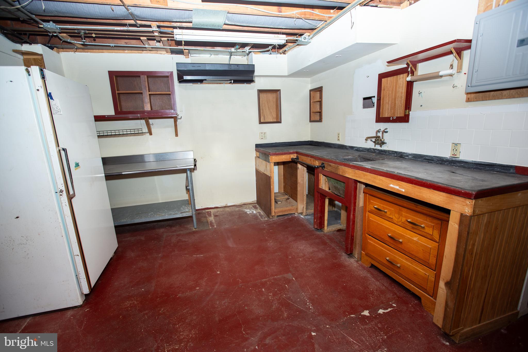 GLENSIDE, Pennsylvania, 19038, United States, 3 Bedrooms Bedrooms, ,3 BathroomsBathrooms,Residential,For Sale,2006101