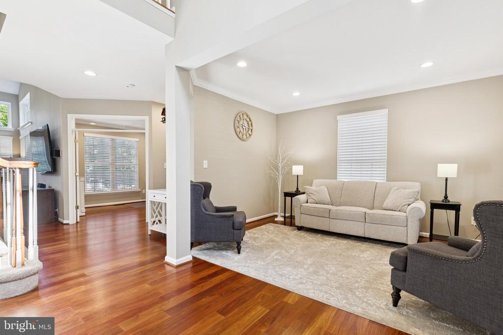 Aldie, Virginia, 20105, United States, 4 Bedrooms Bedrooms, ,4 BathroomsBathrooms,Residential,For Sale,1904270