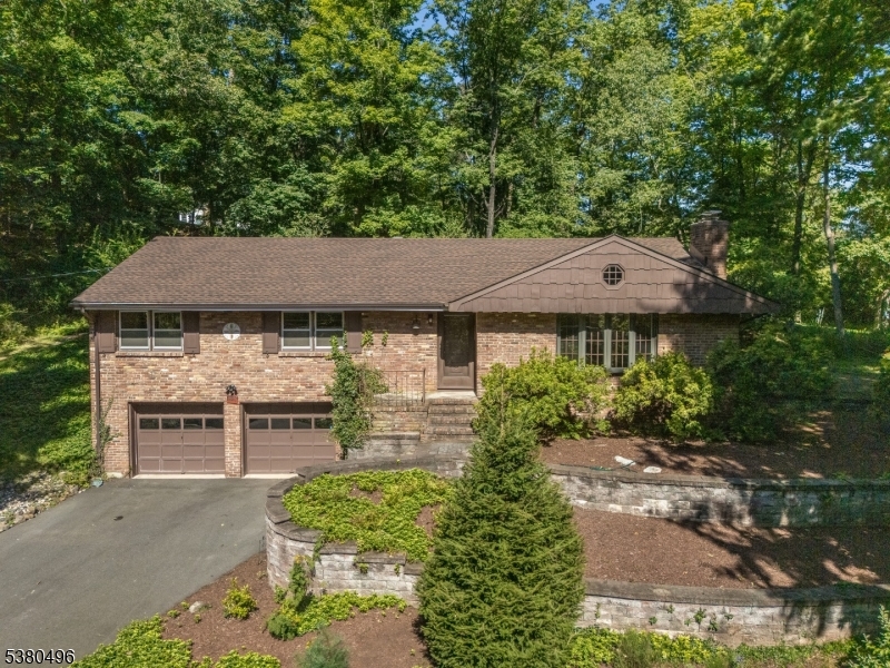 Bridgewater Twp., New Jersey, 07920, United States, 3 Bedrooms Bedrooms, ,2 BathroomsBathrooms,Residential,For Sale,1927151