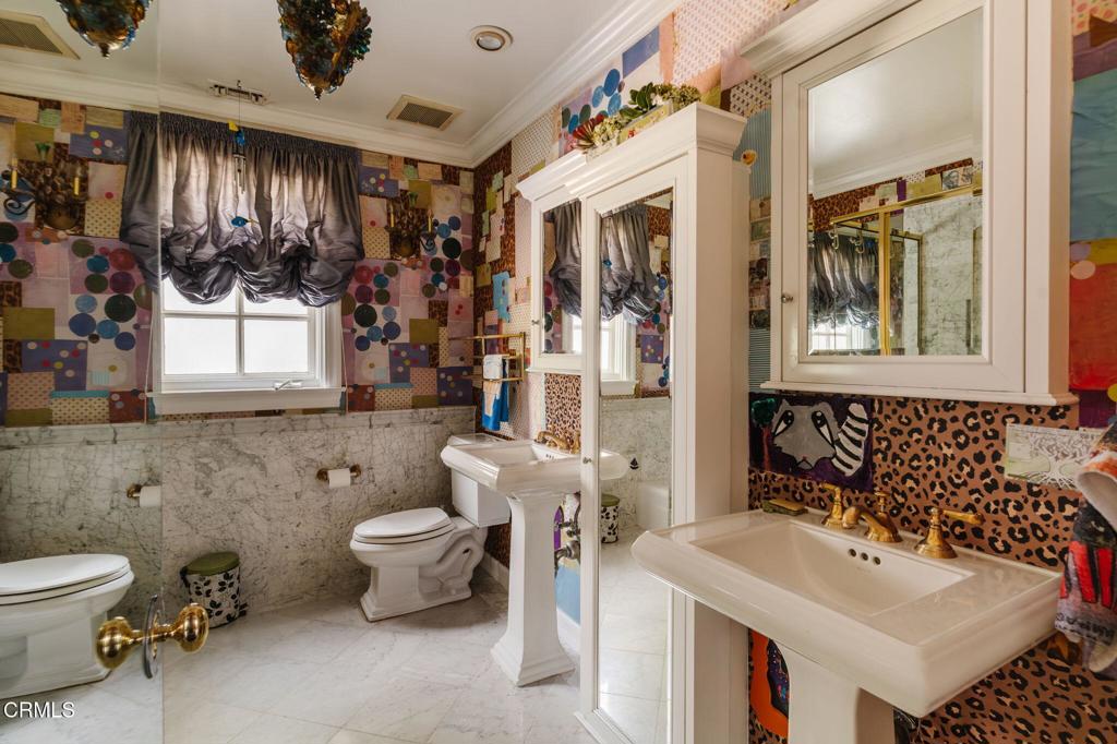 La Canada Flintridge, California, 91011, United States, 4 Bedrooms Bedrooms, ,3 BathroomsBathrooms,Residential,For Sale,1885342