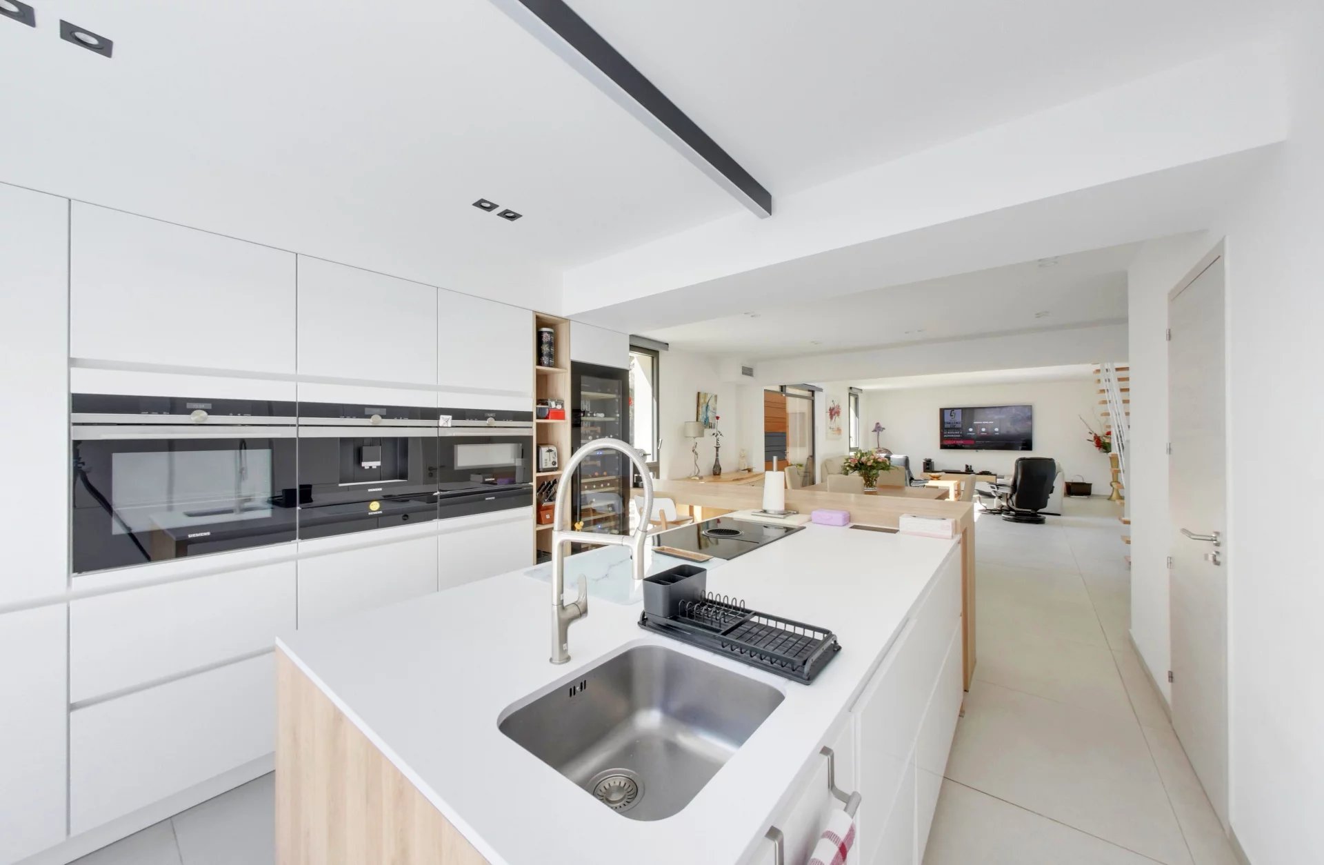 Perpignan, Occitanie, 66000, FR, 5 Bedrooms Bedrooms, ,6 BathroomsBathrooms,Residential,For Sale,1753180