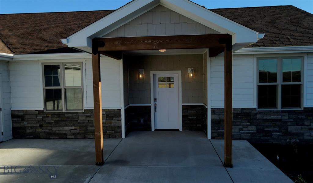 Deer Lodge, Montana, 59722, United States, 3 Bedrooms Bedrooms, ,2 BathroomsBathrooms,Residential,For Sale,2005781