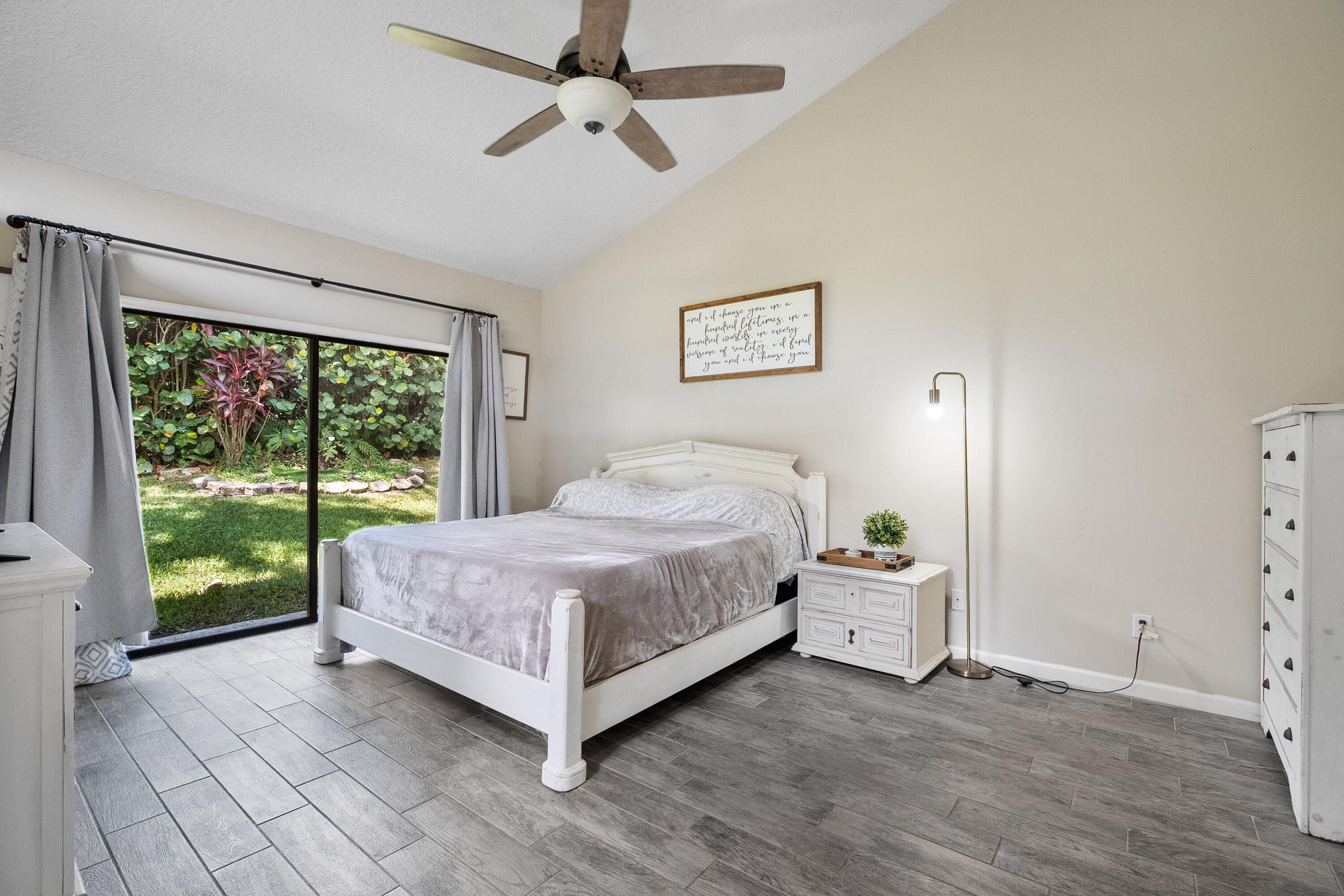 Hobe Sound, Florida, 33455, United States, 4 Bedrooms Bedrooms, ,2 BathroomsBathrooms,Residential,For Sale,1949192