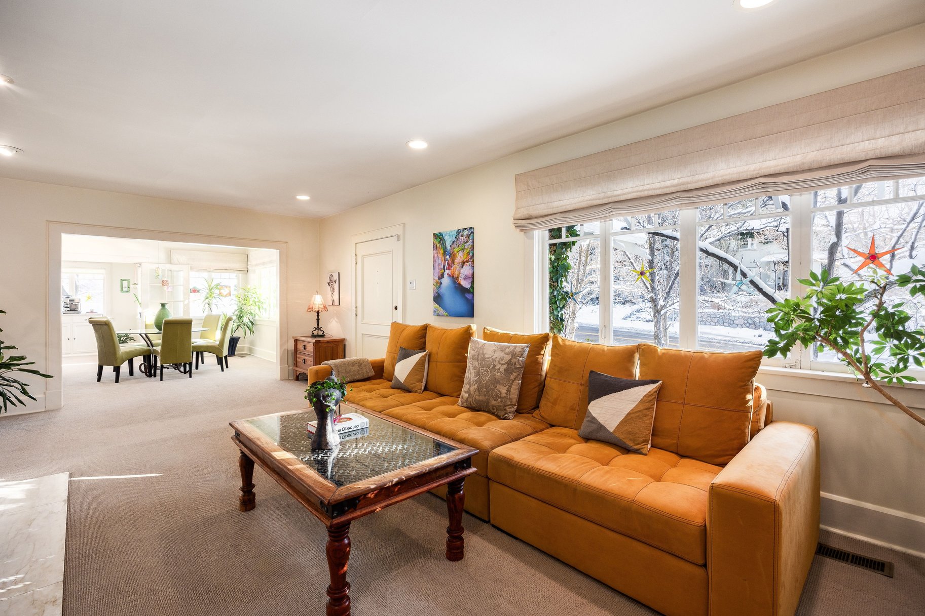  Timeless Bungalow with Enjoyable Outdoor Living - 物件實景