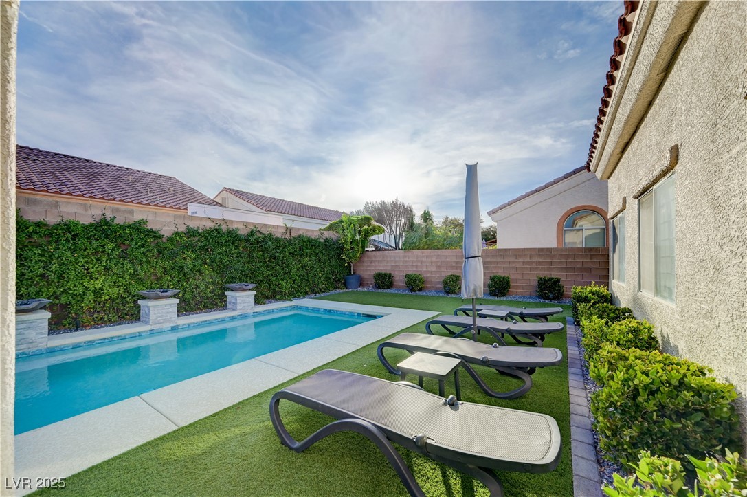 Las Vegas, Nevada, 89141, United States, 3 Bedrooms Bedrooms, ,3 BathroomsBathrooms,Residential,For Sale,1988947