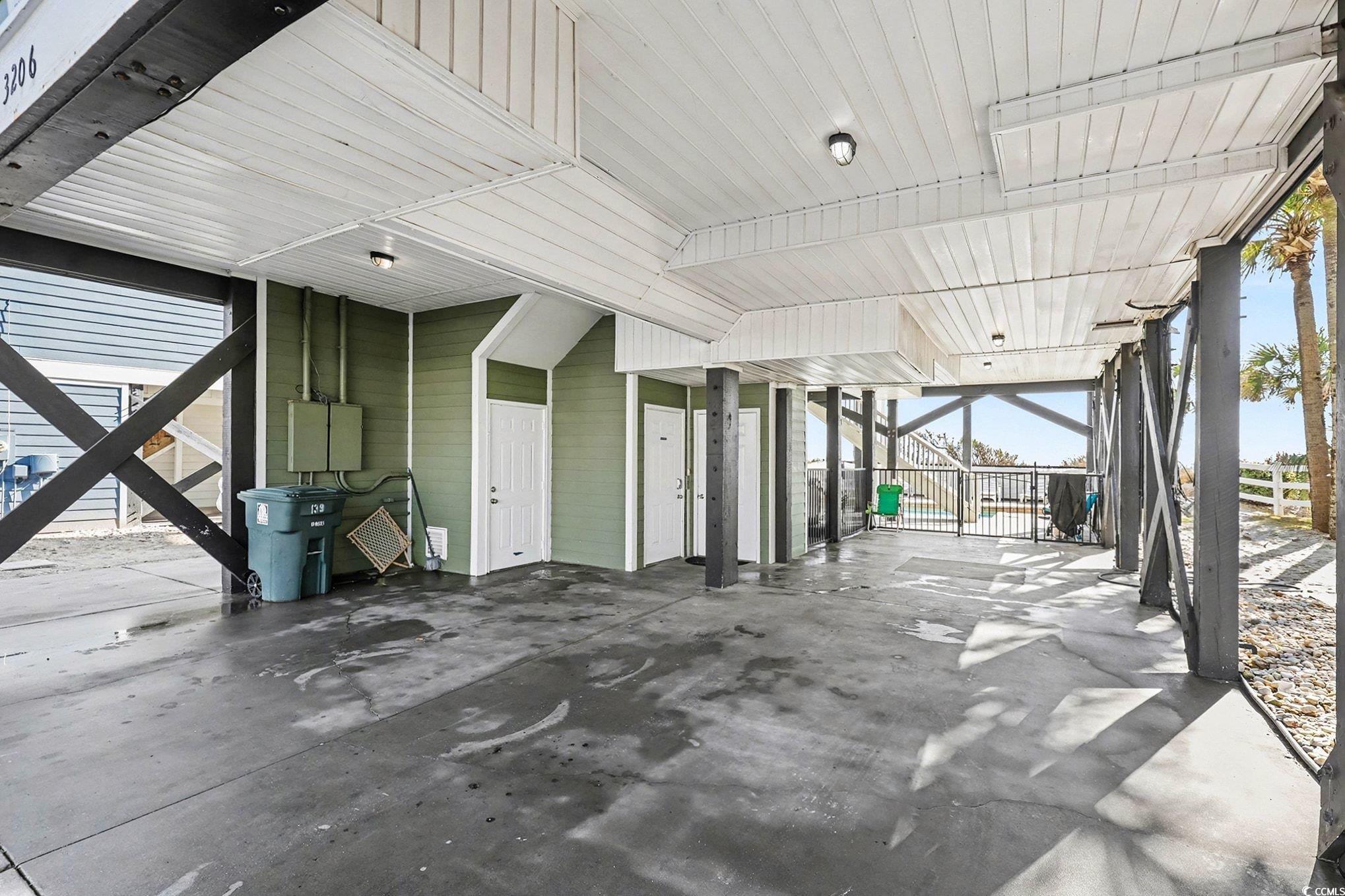 North Myrtle Beach, South Carolina, 29582, United States, 8 Bedrooms Bedrooms, ,7 BathroomsBathrooms,Residential,For Sale,2008513