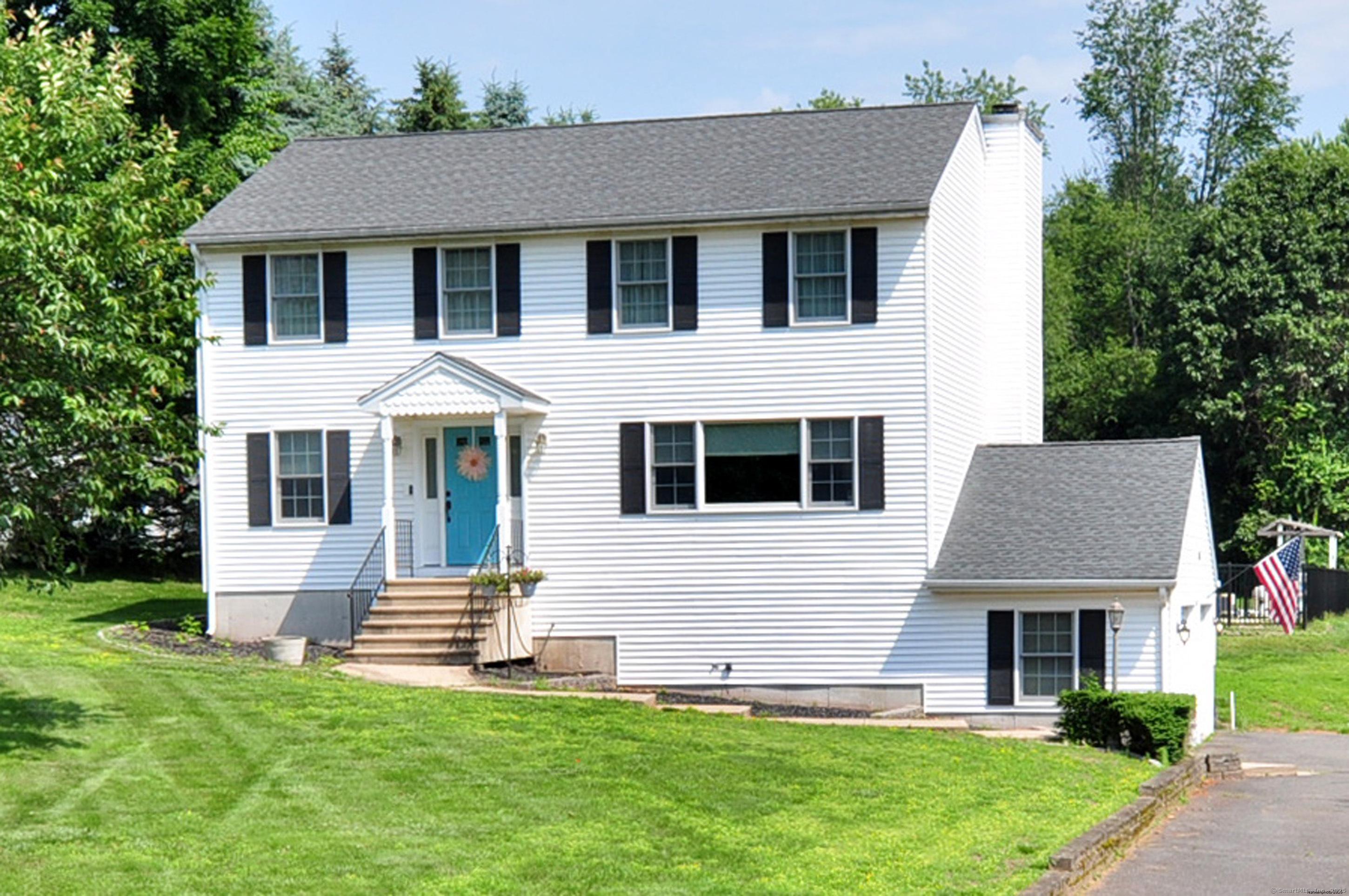 Southington, Connecticut, 06479, United States, 3 Bedrooms Bedrooms, ,4 BathroomsBathrooms,Residential,For Sale,1869273
