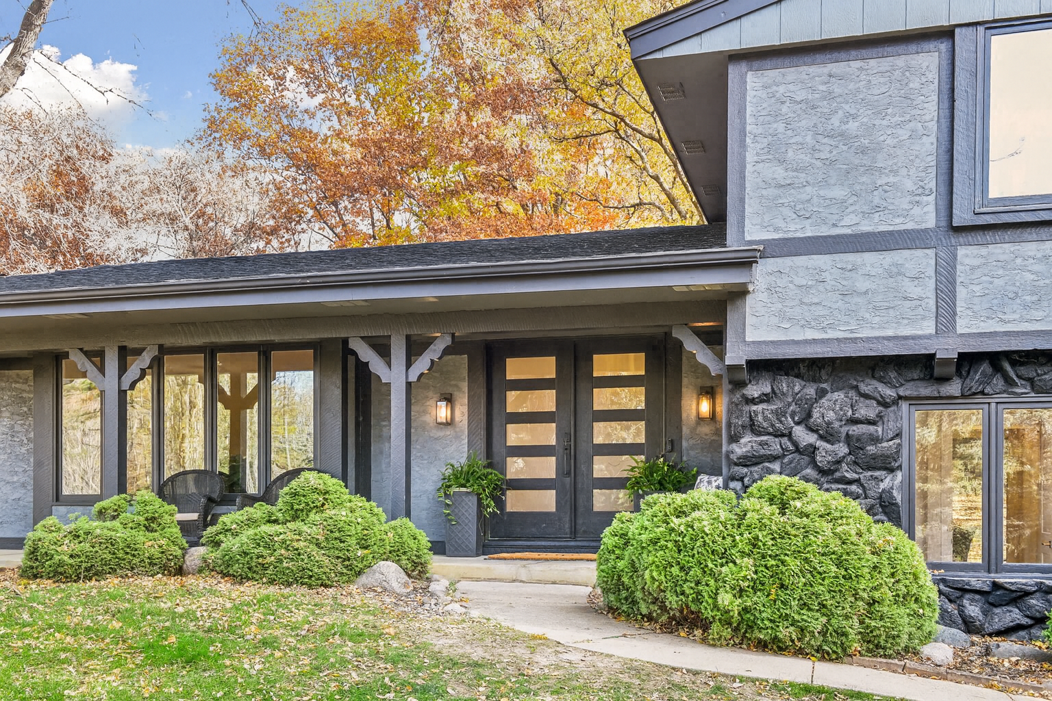 Wayzata, Minnesota, 55391, United States, 5 Bedrooms Bedrooms, ,3 BathroomsBathrooms,Residential,For Sale,1991556