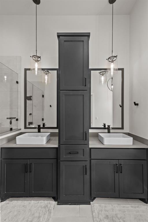 Graford, Texas, 76449, United States, 5 Bedrooms Bedrooms, ,7 BathroomsBathrooms,Residential,For Sale,1806624