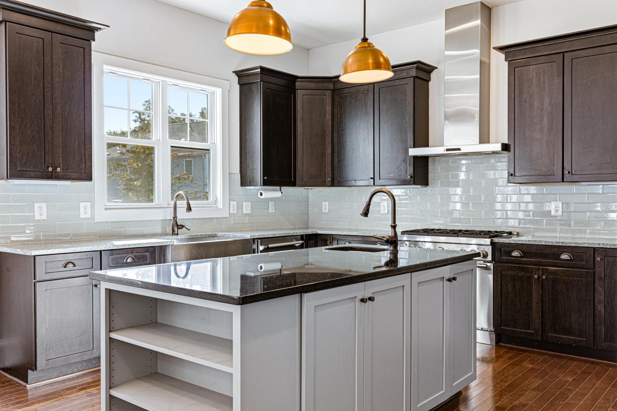  1404 Cottage Street SW, Vienna, VA, 22180 - 物件實景