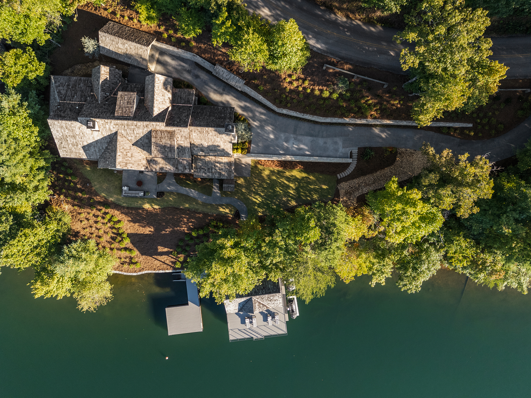  Breathtaking Lake Burton Views from an Exceptional Custom Lakehouse - 物件實景
