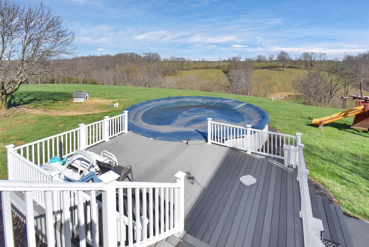 Dry Ridge, Kentucky, 41035, United States, 5 Bedrooms Bedrooms, ,4 BathroomsBathrooms,Residential,For Sale,1818074