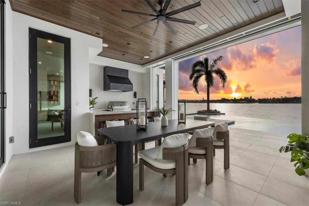 Naples, Florida, 34102, United States, 5 Bedrooms Bedrooms, ,7 BathroomsBathrooms,Residential,For Sale,1991878