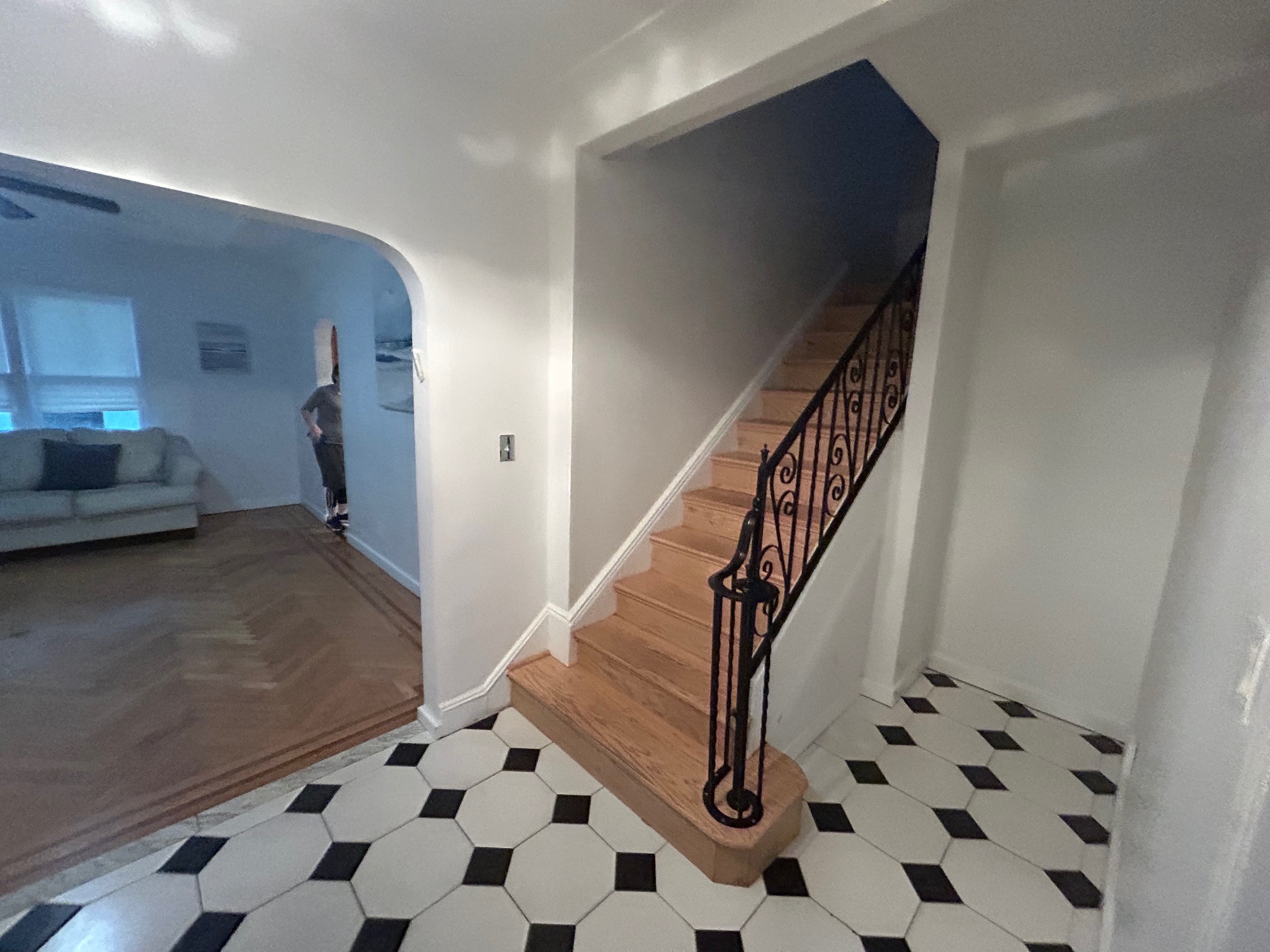 Brooklyn, New York, 11224-1107, United States, 7 Bedrooms Bedrooms, ,3 BathroomsBathrooms,Residential,For Sale,1981081