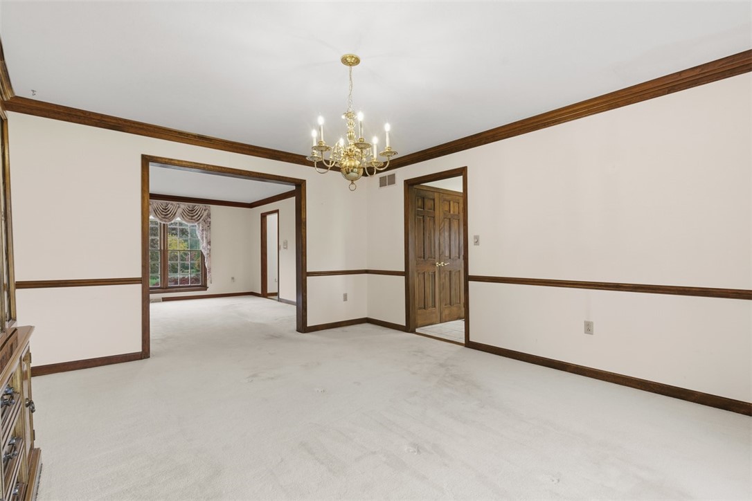 Robinson Twp, Pennsylvania, 15136, United States, 4 Bedrooms Bedrooms, ,4 BathroomsBathrooms,Residential,For Sale,1992157