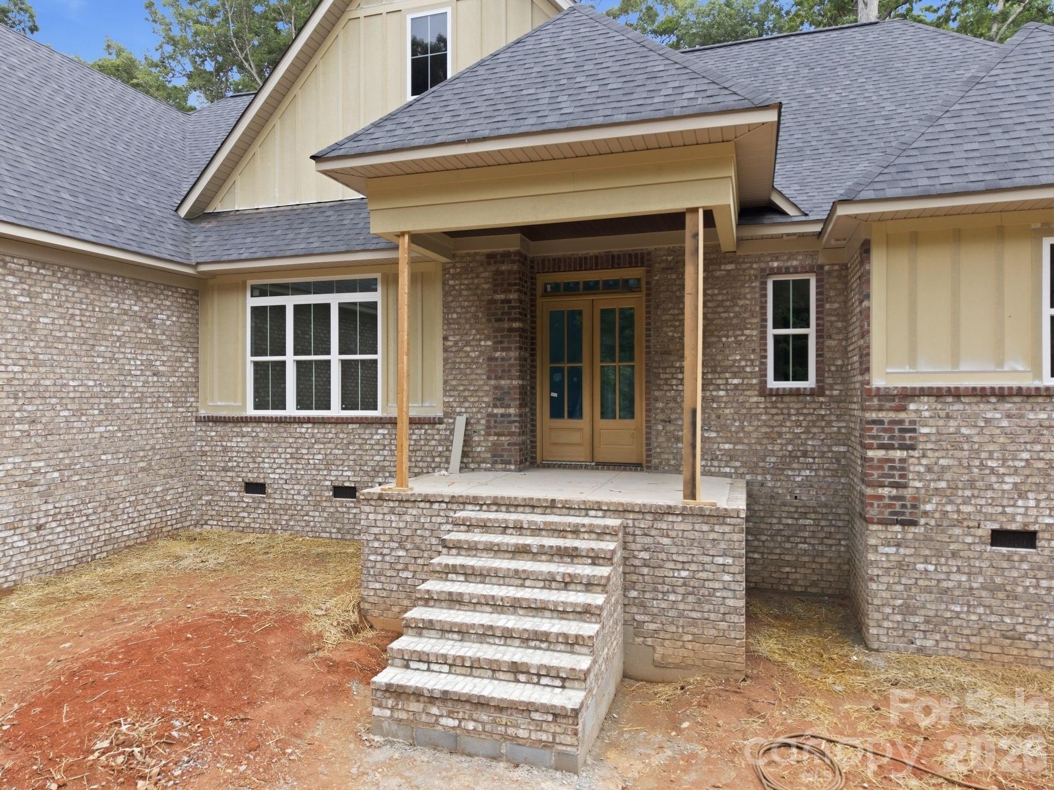 Salisbury, North Carolina, 28144, United States, 3 Bedrooms Bedrooms, ,4 BathroomsBathrooms,Residential,For Sale,2049396