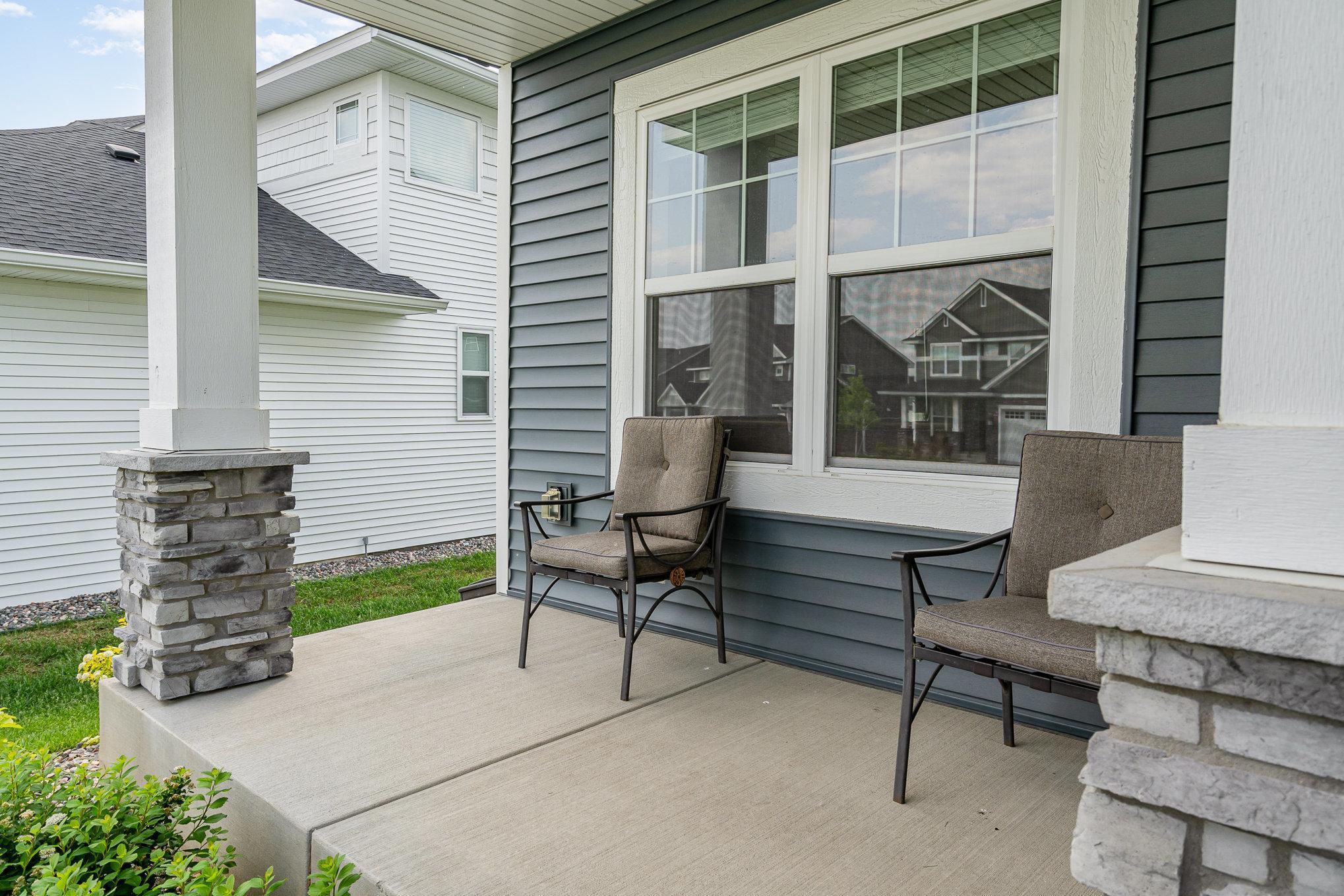 Cottage Grove, Minnesota, 55016, United States, 4 Bedrooms Bedrooms, ,3 BathroomsBathrooms,Residential,For Sale,1989709