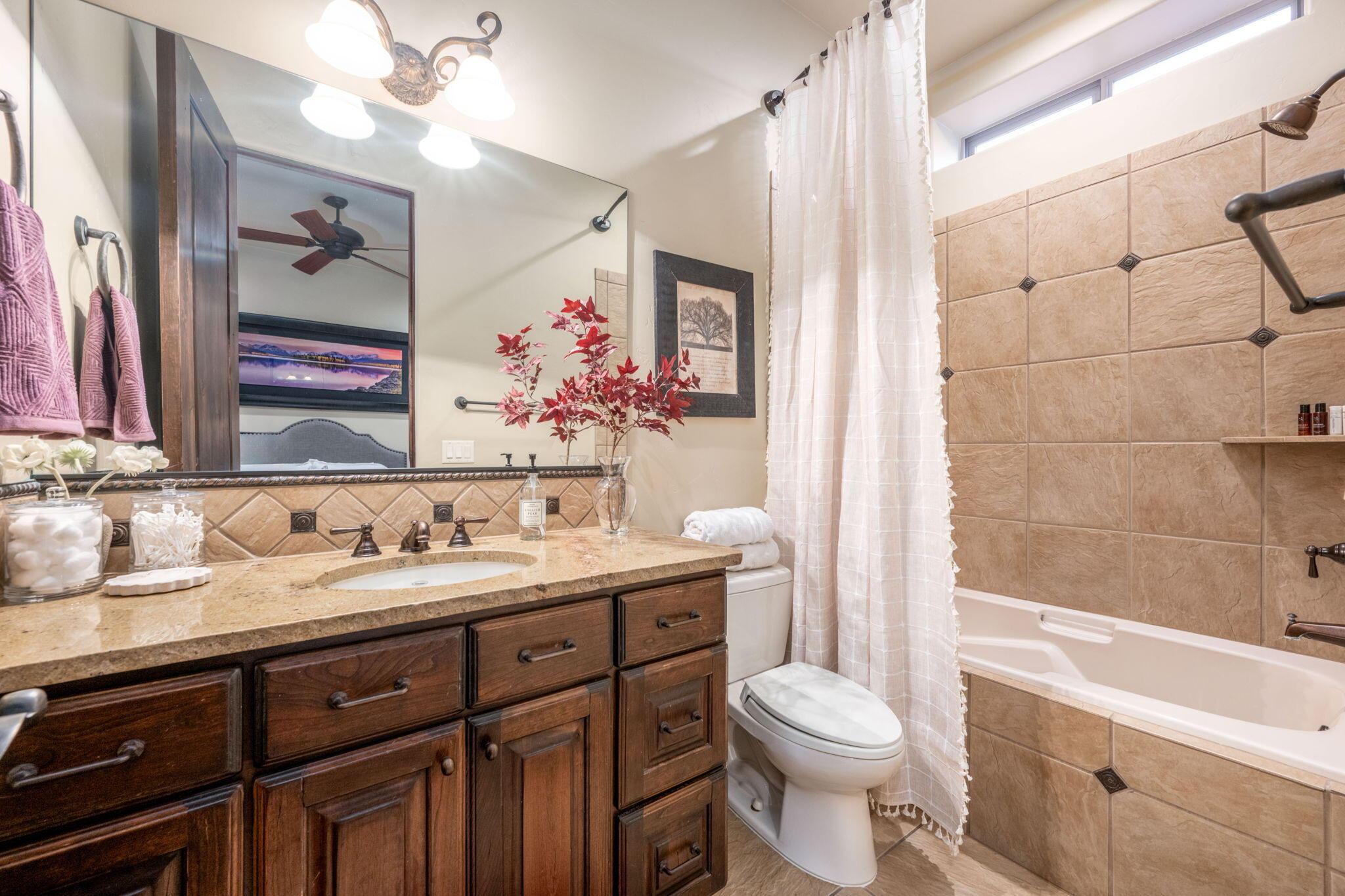 St George, Utah, 84770, United States, 4 Bedrooms Bedrooms, ,5 BathroomsBathrooms,Residential,For Sale,1976696