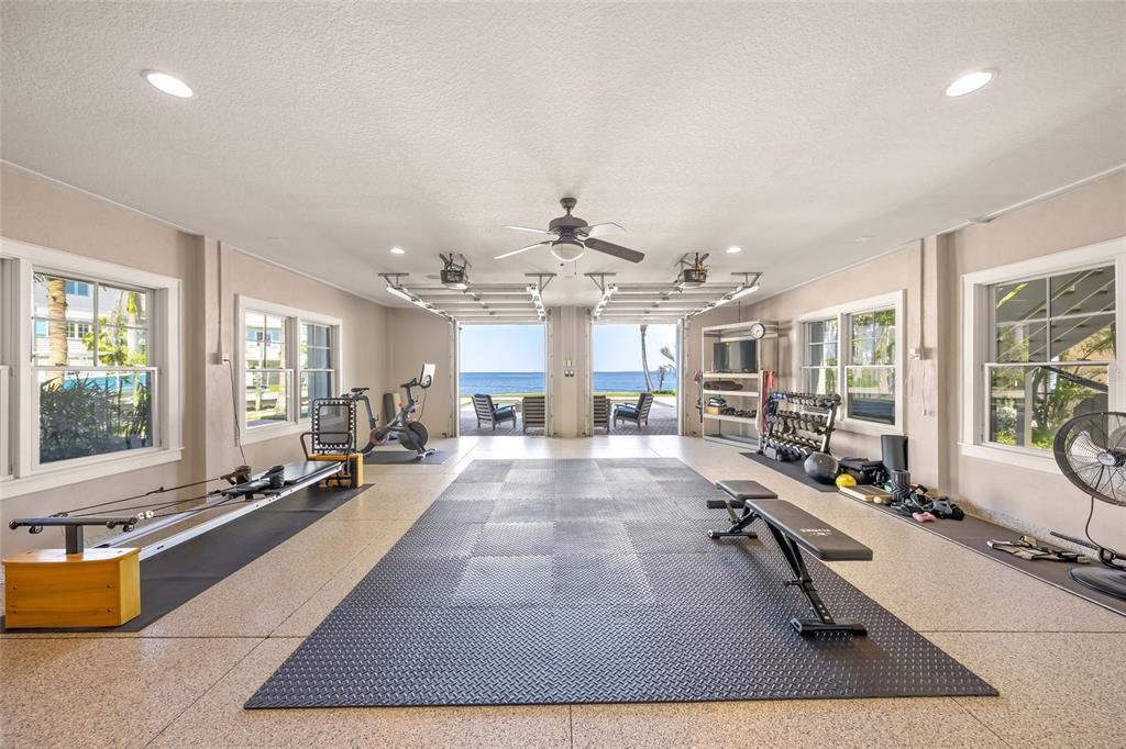 Holmes Beach, Florida, 34217, United States, 5 Bedrooms Bedrooms, ,5 BathroomsBathrooms,Residential,For Sale,1770392