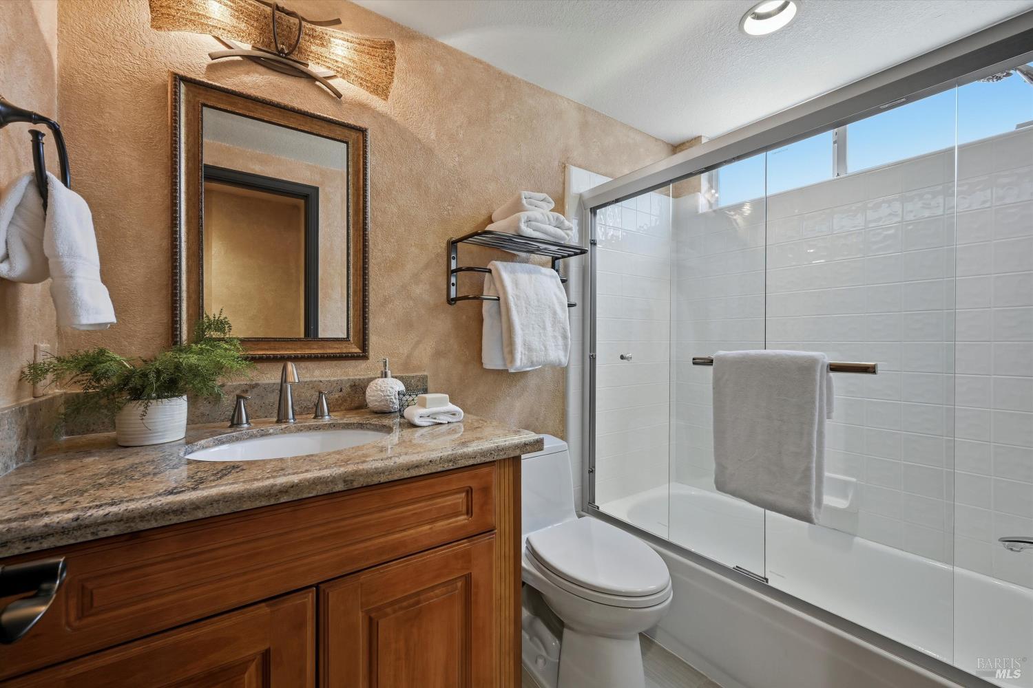 Napa, California, 94559, United States, 5 Bedrooms Bedrooms, ,3 BathroomsBathrooms,Residential,For Sale,2000395