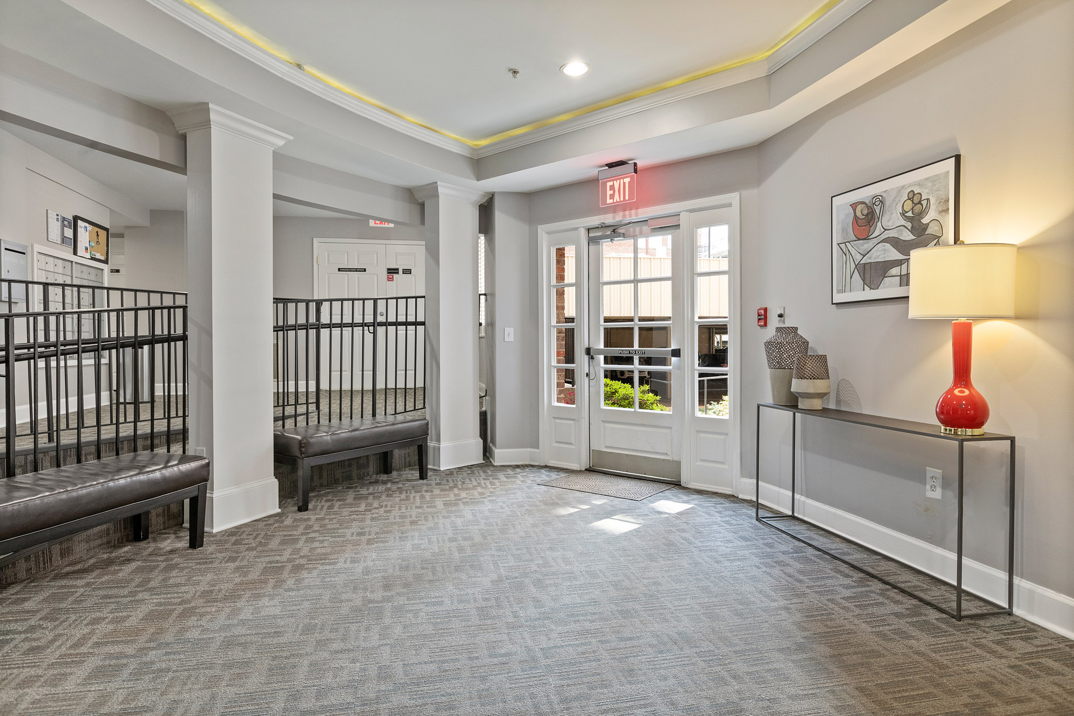  Spacious Heart-of-Midtown Condo - 物件實景