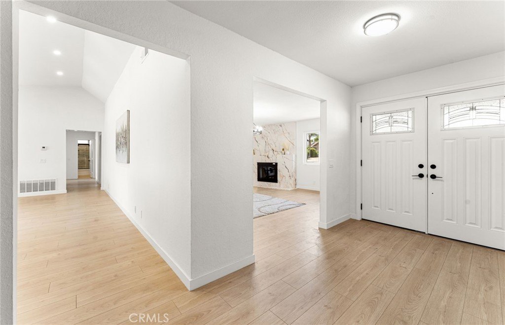 Montclair, California, 91763, United States, 4 Bedrooms Bedrooms, ,2 BathroomsBathrooms,Residential,For Sale,2048978