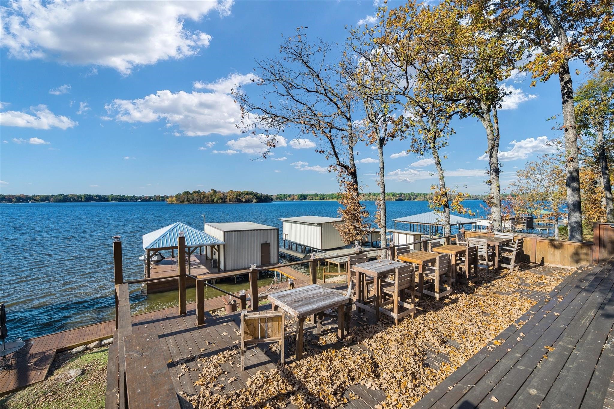 Quitman, Texas, 75783, United States, 5 Bedrooms Bedrooms, ,2 BathroomsBathrooms,Residential,For Sale,1723436