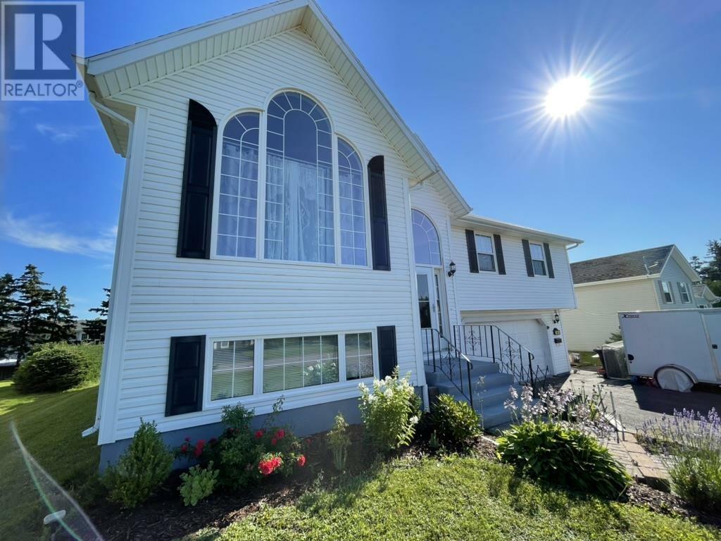 STRATFORD, Prince Edward Island, C1B 2H3, CA, 4 Bedrooms Bedrooms, ,2 BathroomsBathrooms,Residential,For Sale,1885637