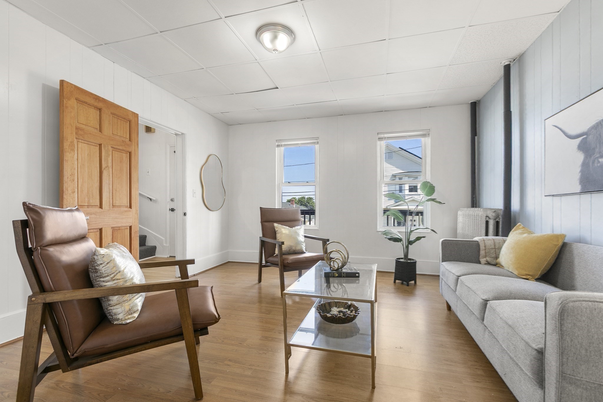 Revere, Massachusetts, 02151, United States, 5 Bedrooms Bedrooms, ,2 BathroomsBathrooms,Residential,For Sale,1974835