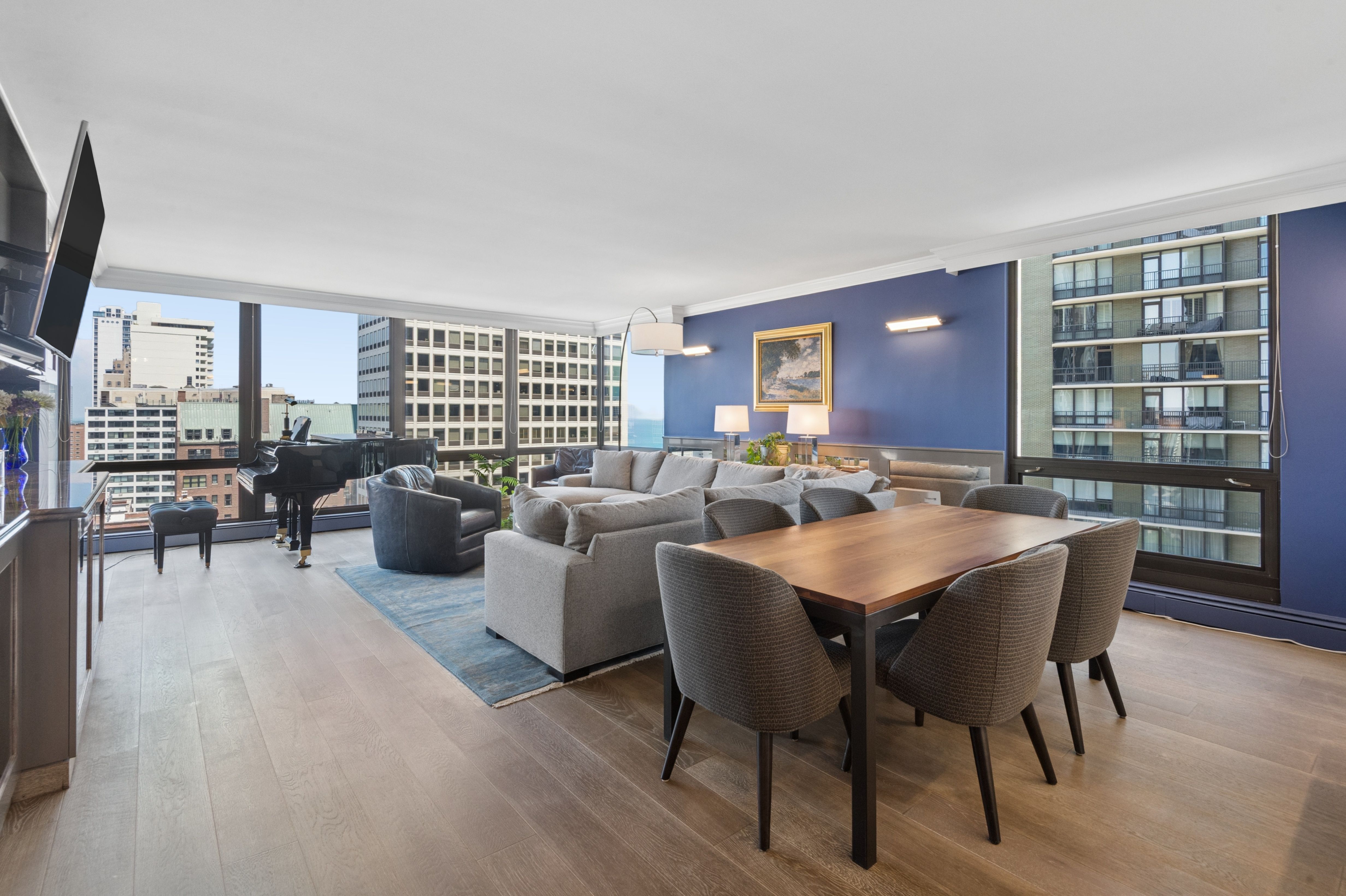  Designed for Both Comfortable Everyday Living and Effortless Entertaining - 物件實景