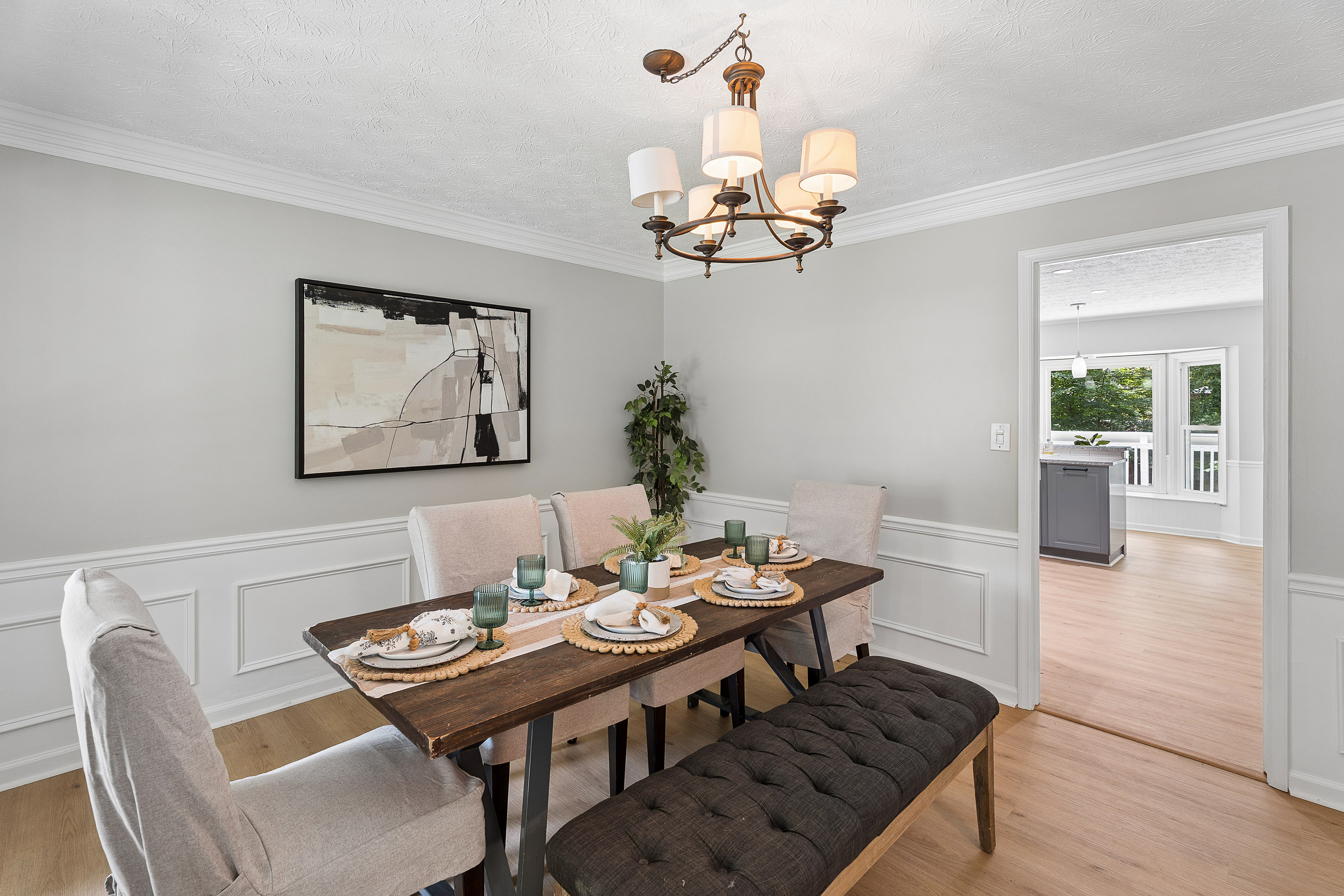  Beautifully Updated Two-story Traditional Home Nestled on a Quiet Cul-de-sac - 物件實景
