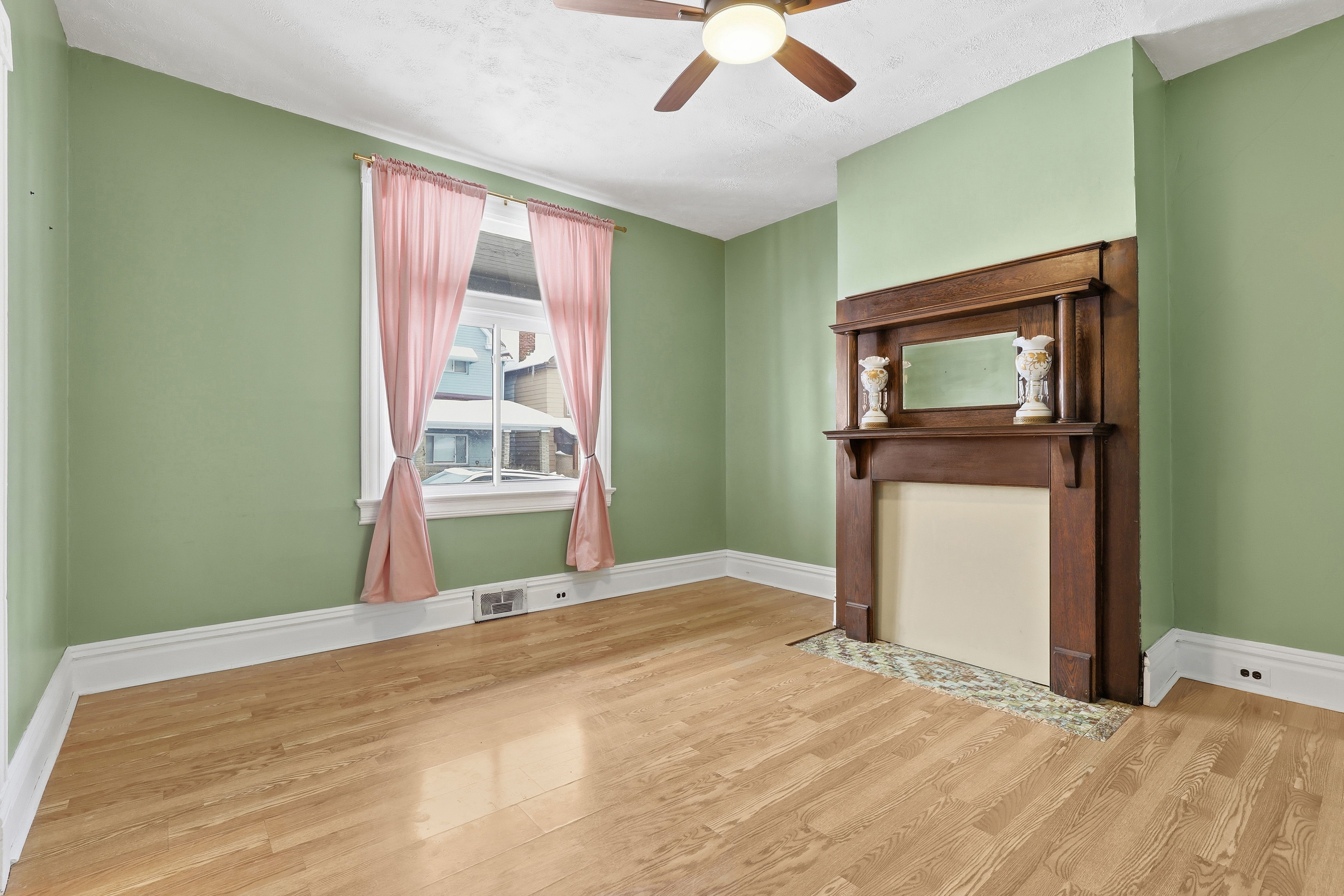  219 Railroad Avenue, Carnegie, PA 15106 - 物件實景