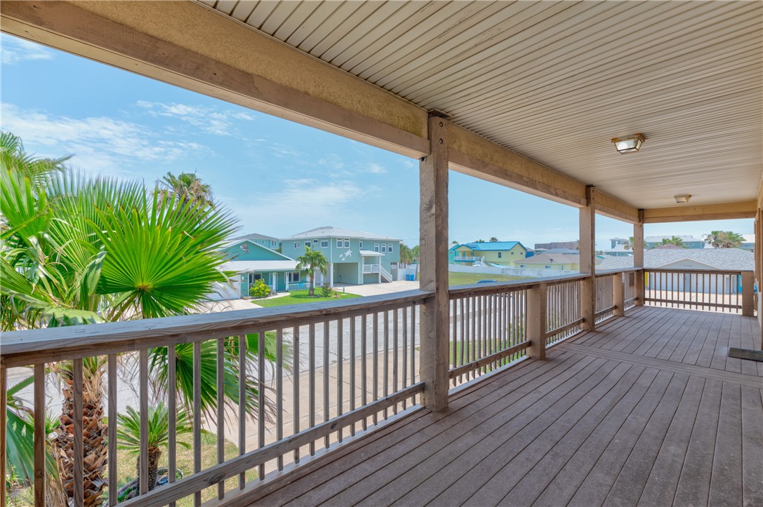Port Aransas, Texas, 78373, United States, 4 Bedrooms Bedrooms, ,3 BathroomsBathrooms,Residential,For Sale,1829180