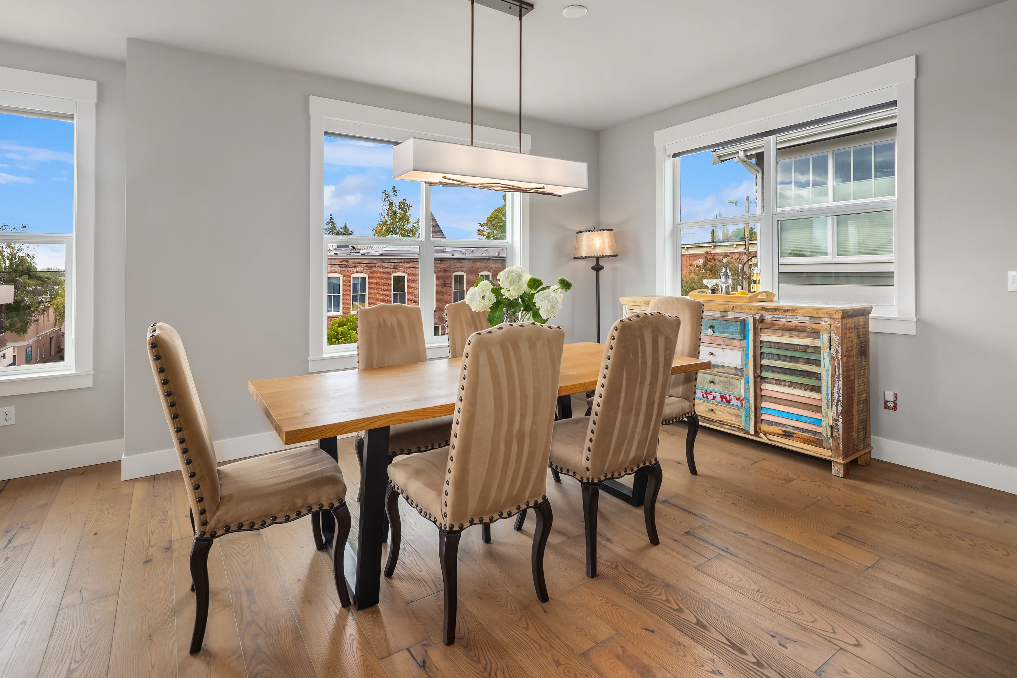  609 1st Street, Kirkland, WA 98033 - 物件實景