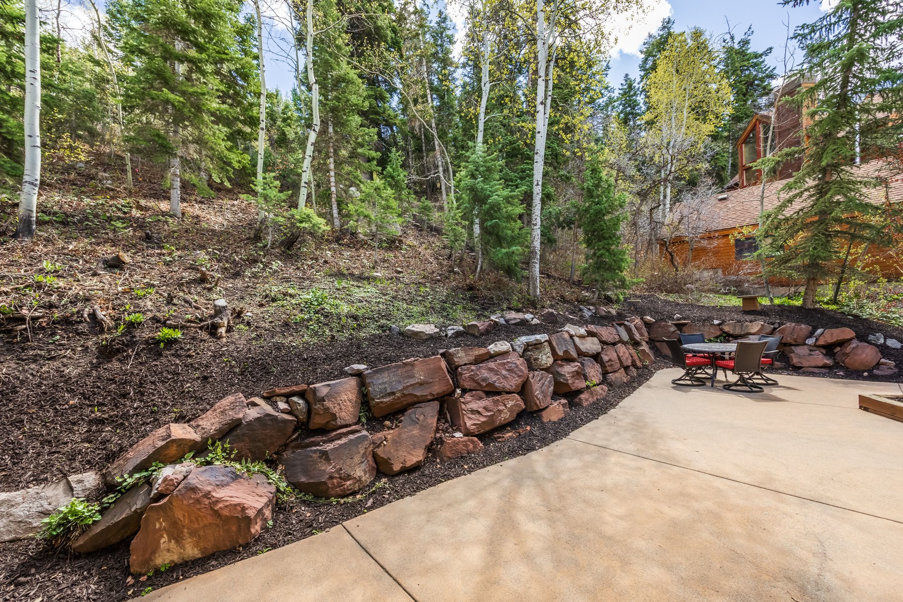  Nature-Inspired Living in the Heart of Park City