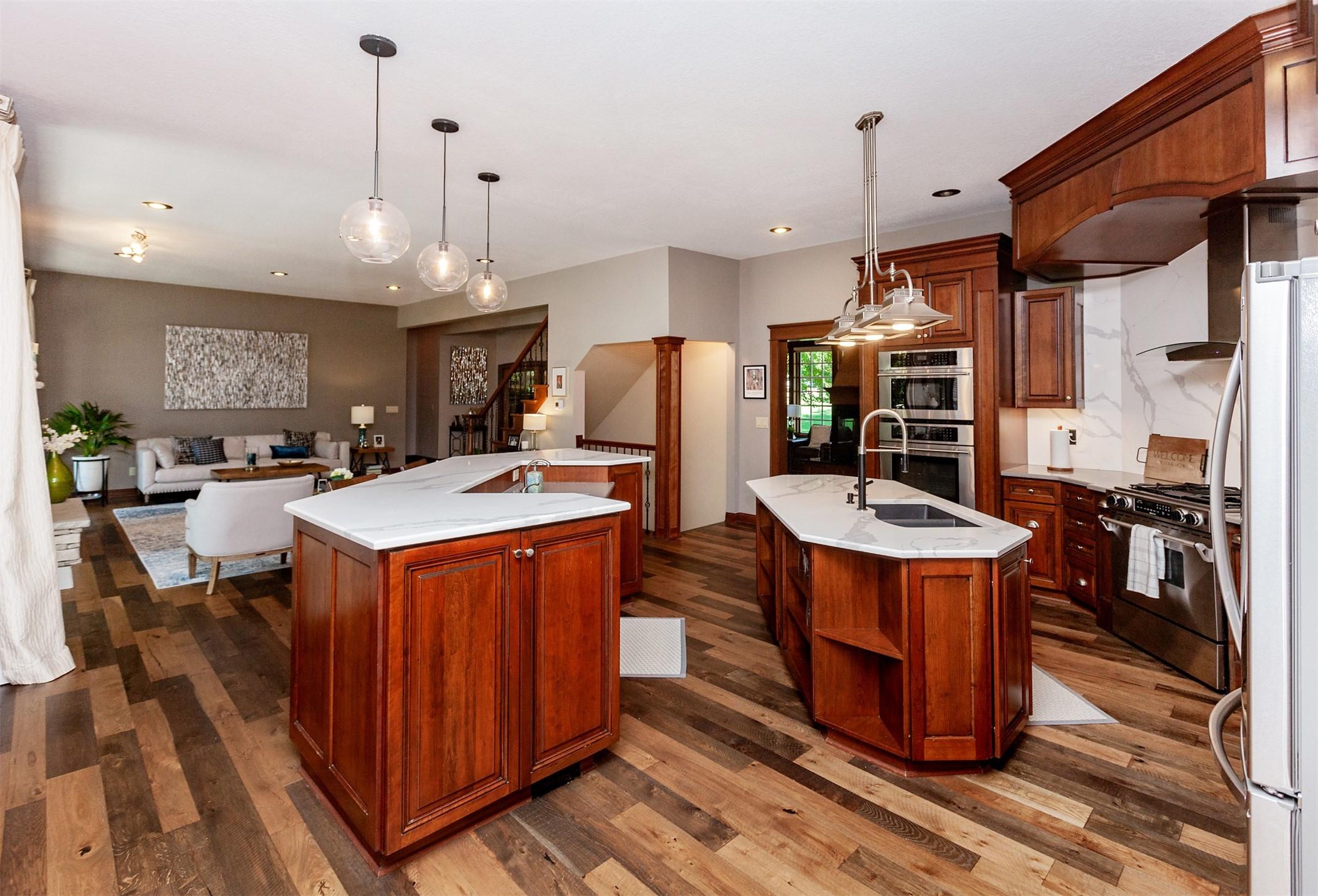 Polk City, Iowa, 50226, United States, 5 Bedrooms Bedrooms, ,5 BathroomsBathrooms,Residential,For Sale,1915451
